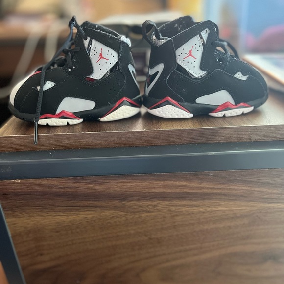 4Crib size Jordan True Flight - Picture 3 of 3